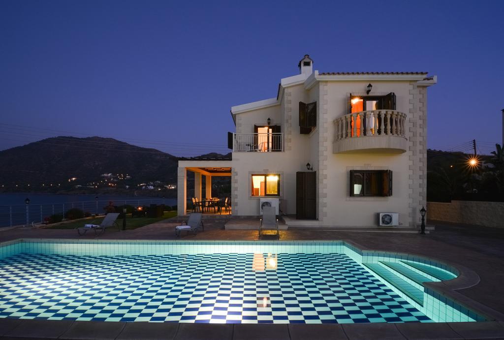 Kalli Villa Pomos Ruang foto