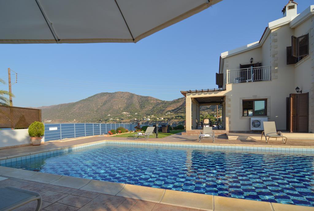 Kalli Villa Pomos Ruang foto