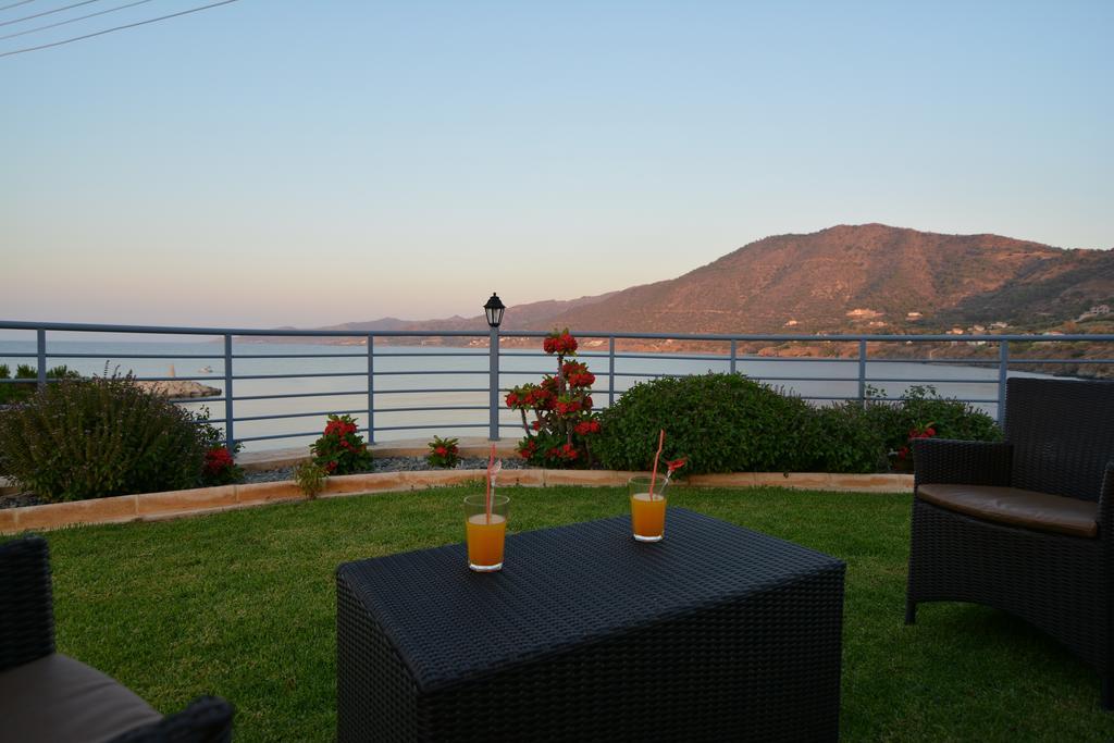 Kalli Villa Pomos Bagian luar foto
