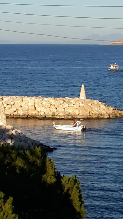 Kalli Villa Pomos Bagian luar foto